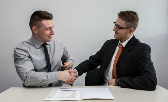 JUNGs Einkaufswelt #04 Lieferant: Erfüllungsgehilfe vs. Ehepartner